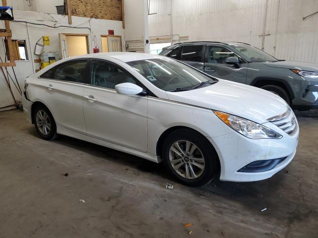 Photo 4 from auction – 2014 HYUNDAI SONATA GLS with VIN 5NPEB4AC3EH857469