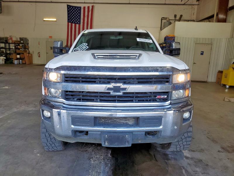 Photo 5 from auction – 2017 CHEVROLET SILVERADO with VIN 1GC1KWEY6HF138845