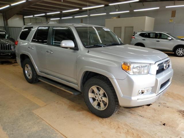 Photo 4 from auction – 2011 TOYOTA 4RUNNER SR with VIN JTEBU5JR1B5046669
