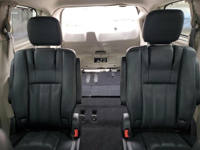 Photo 10 from auction – 2016 CHRYSLER TOWN & COU with VIN 2C4RC1BG5GR240708