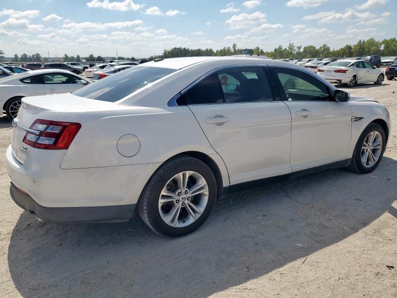 Photo 3 from auction – 2015 FORD TAURUS SEL with VIN 1FAHP2E87FG155045