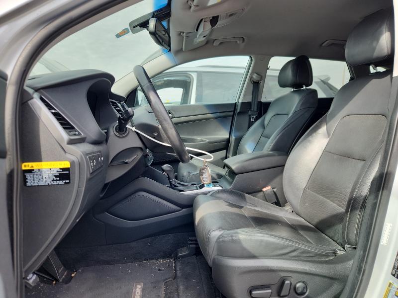 Photo 7 from auction – 2016 HYUNDAI TUCSON LIM with VIN KM8J33A22GU122726