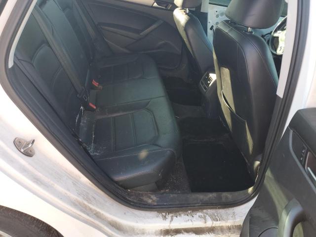 Photo 10 from auction – 2015 VOLKSWAGEN PASSAT SE with VIN 1VWBV7A33FC098151