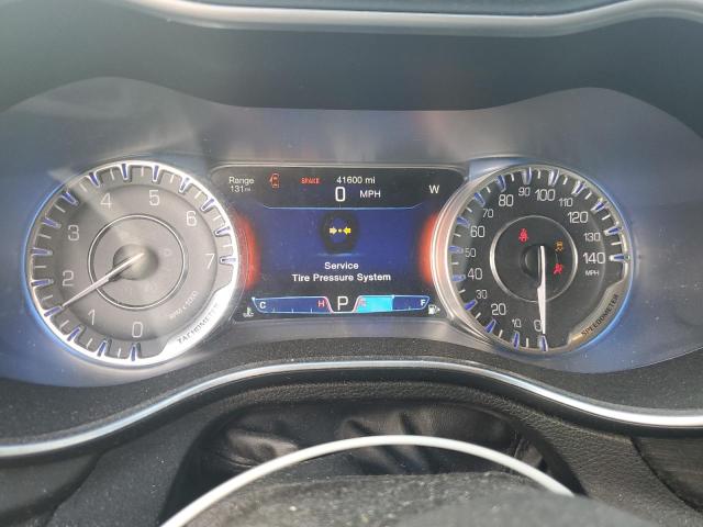 Photo 9 from auction – 2015 CHRYSLER 200 LIMITE with VIN 1C3CCCAB3FN751616
