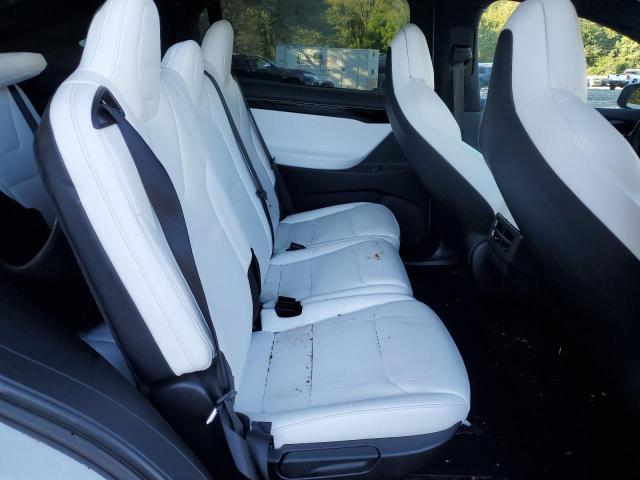 Photo 11 from auction – 2018 TESLA MODEL X with VIN 5YJXCAE2XJF106397
