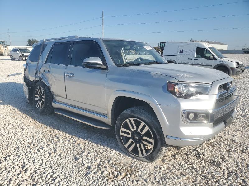 Photo 4 from auction – 2015 TOYOTA 4RUNNER SR with VIN JTEBU5JR2F5226605