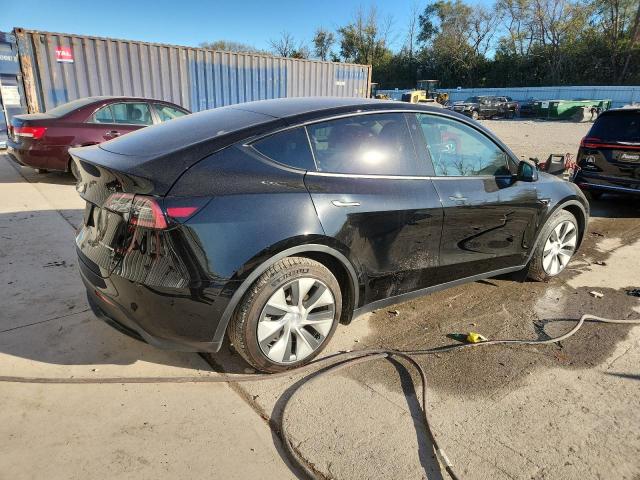 Photo 3 from auction – 2021 TESLA MODEL Y with VIN 5YJYGAEE8MF273199