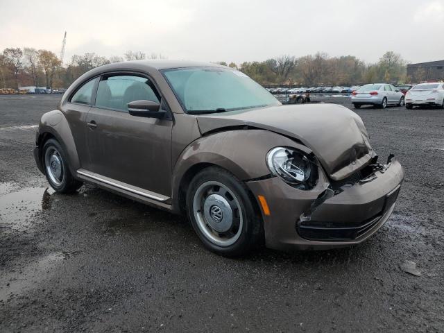 Photo 4 from auction – 2012 VOLKSWAGEN BEETLE with VIN 3VWJP7AT7CM665557