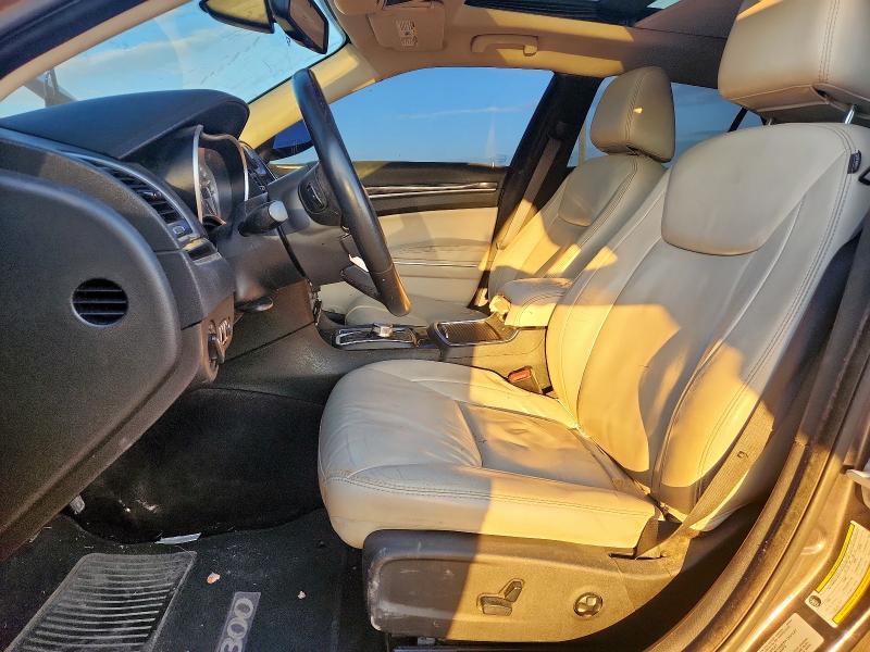 Photo 7 from auction – 2016 CHRYSLER 300 LIMITED with VIN 2C3CCAAG8GH295784