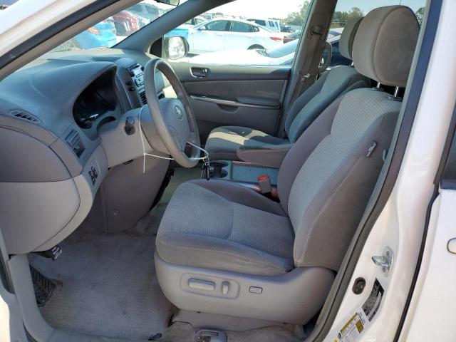 Photo 7 from auction – 2010 TOYOTA SIENNA CE with VIN 5TDKK4CC1AS332236