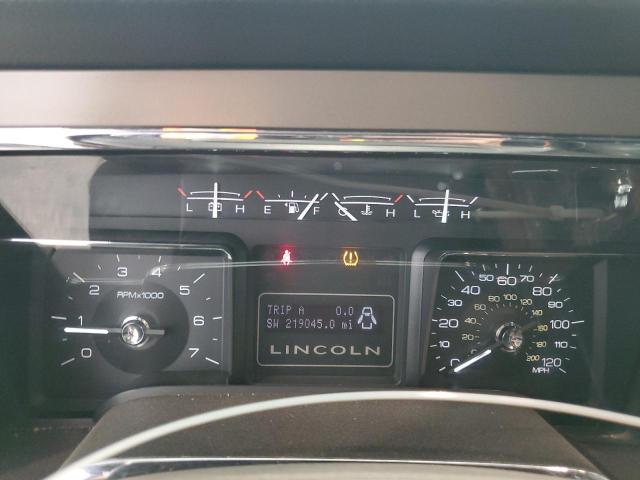 Photo 9 from auction – 2011 LINCOLN NAVIGATOR with VIN 5LMJJ3J55BEJ09274