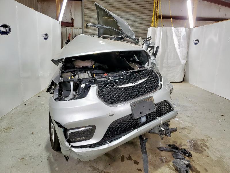 Photo 5 from auction – 2024 CHRYSLER PACIFICA T with VIN 2C4RC1BG3RR173027