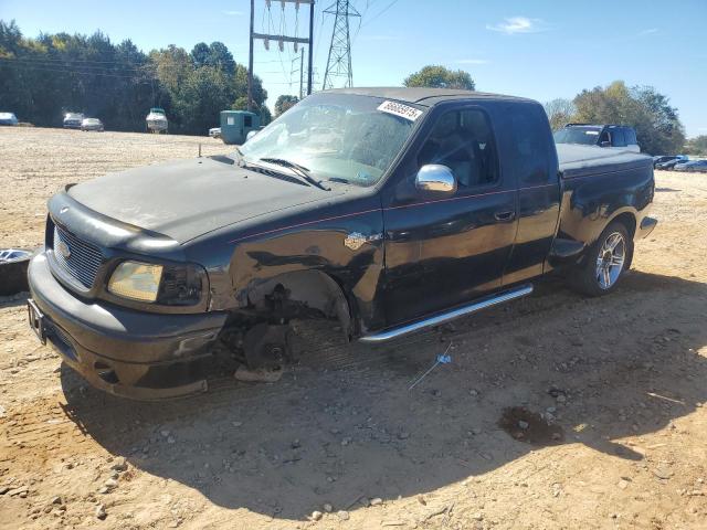 FORD F150 2000 with VIN 2FTRX07LXYCB08102 - Photo from auction