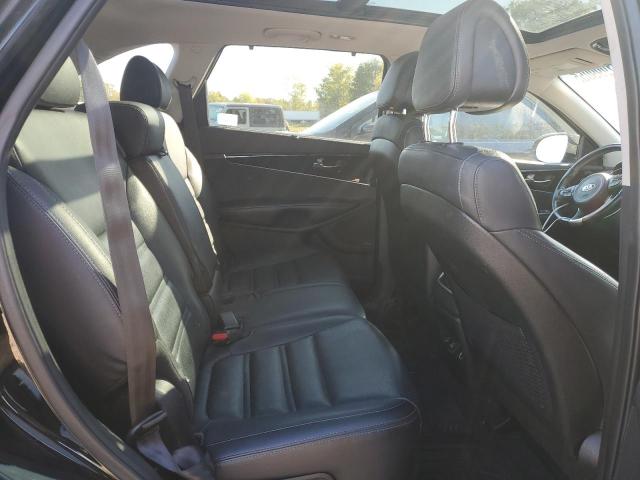 Photo 11 from auction – 2016 KIA SORENTO EX with VIN 5XYPHDA16GG127264