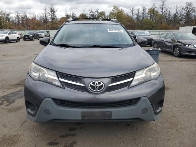 Photo 5 from auction – 2015 TOYOTA RAV4 LE with VIN JTMBFREV7FD118760