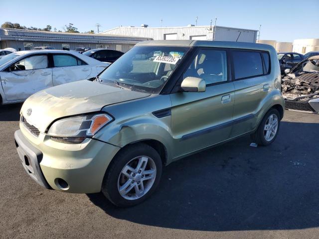 KIA SOUL + 2010 with VIN KNDJT2A24A7158485 - Photo from auction