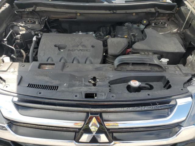 Photo 12 from auction – 2018 MITSUBISHI OUTLANDER with VIN JA4AD3A38JZ034231