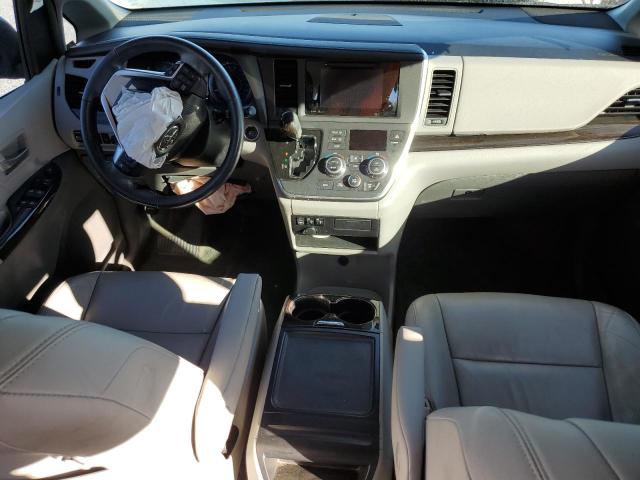 Photo 8 from auction – 2015 TOYOTA SIENNA XLE with VIN 5TDYK3DC2FS618302