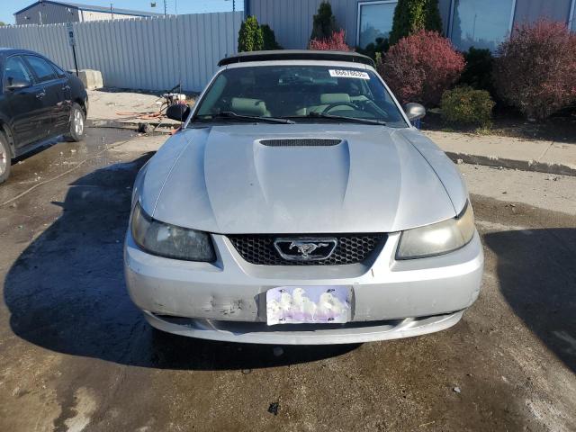 Photo 5 from auction – 2001 FORD MUSTANG with VIN 1FAFP44411F115236