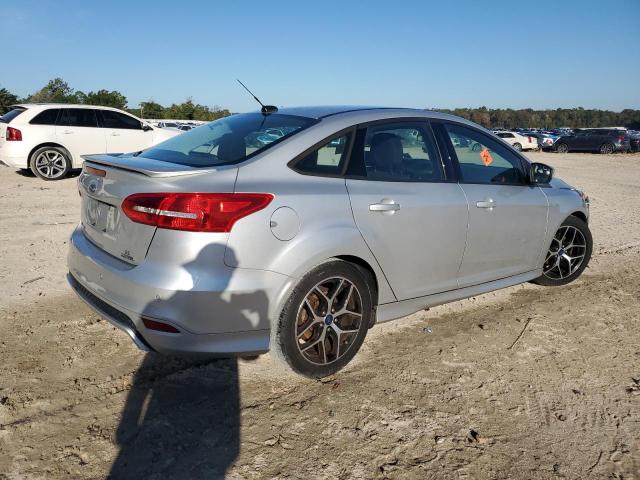 Photo 3 from auction – 2016 FORD FOCUS SE with VIN 1FADP3F29GL404503
