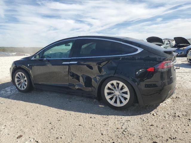 Photo 2 from auction – 2018 TESLA MODEL X with VIN 5YJXCDE28JF121577