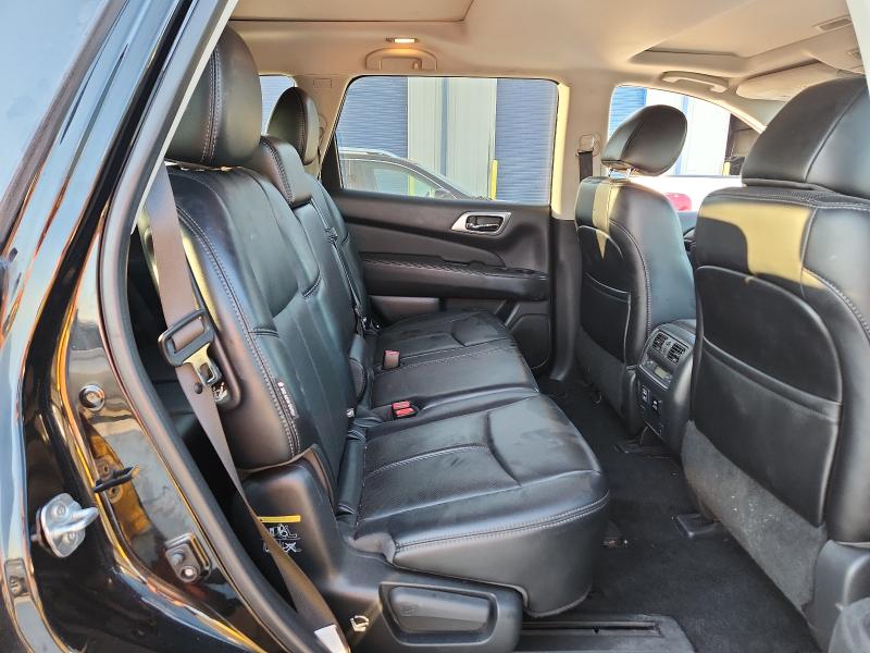 Photo 11 from auction – 2018 NISSAN PATHFINDER with VIN 5N1DR2MM5JC652298