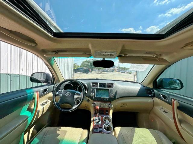 Photo 9 from auction – 2011 TOYOTA HIGHLANDER with VIN 5TDDK3EH7BS085978