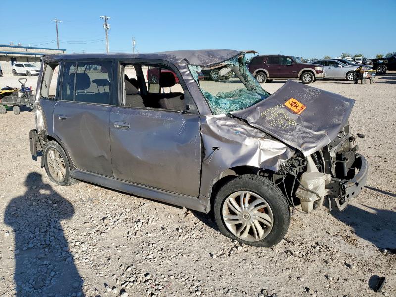 Photo 4 from auction – 2004 TOYOTA SCION XB with VIN JTLKT324340143374