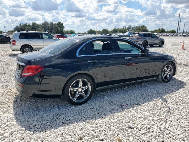 Photo 3 from auction – 2017 MERCEDES-BENZ E 300 with VIN WDDZF4JB2HA023109