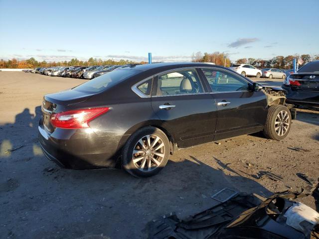 Photo 3 from auction – 2017 NISSAN ALTIMA 2.5 with VIN 1N4AL3AP3HC239695