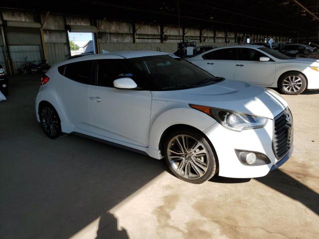Photo 4 from auction – 2016 HYUN VELOSTER TURBO with VIN KMHTC6AE5GU299355