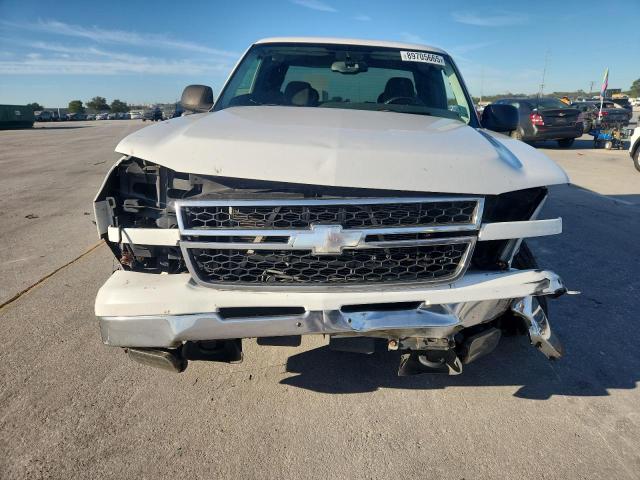 Photo 5 from auction – 2006 CHEVROLET SILVERADO with VIN 1GCEC19T96Z116379