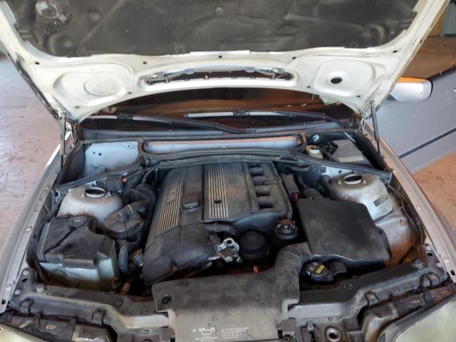 Photo 11 from auction – 2003 BMW 325 I with VIN WBAET37443NH04409
