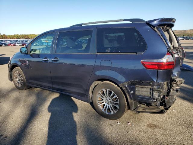 Photo 2 from auction – 2020 TOYOTA SIENNA XLE with VIN 5TDYZ3DC8LS026331