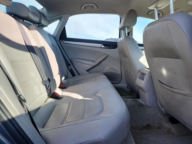 Photo 10 from auction – 2013 VOLKSWAGEN PASSAT with VIN 1VWAH7A39DC143352
