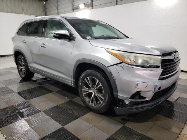 Photo 4 from auction – 2016 TOYOTA HIGHLANDER with VIN 5TDKKRFH6GS157673