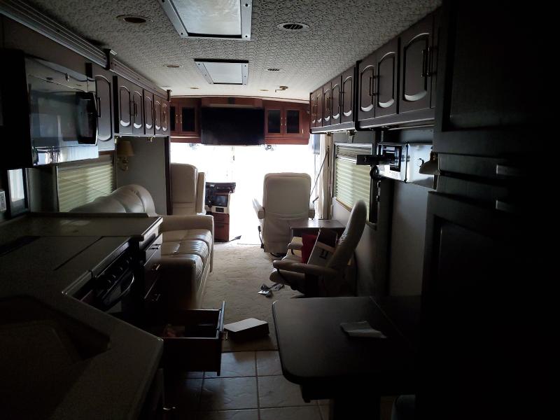 Photo 5 from auction – 2003 WNBG MOTORHOME with VIN 4VZBN24913C043133