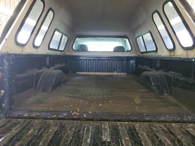 Photo 10 from auction – 2000 CHEVROLET SILVERADO with VIN 1GCEK14T8YE428245