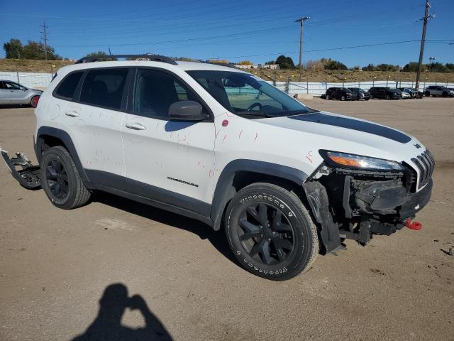 Photo 4 from auction – 2016 JEEP CHEROKEE T with VIN 1C4PJMBB6GW183641