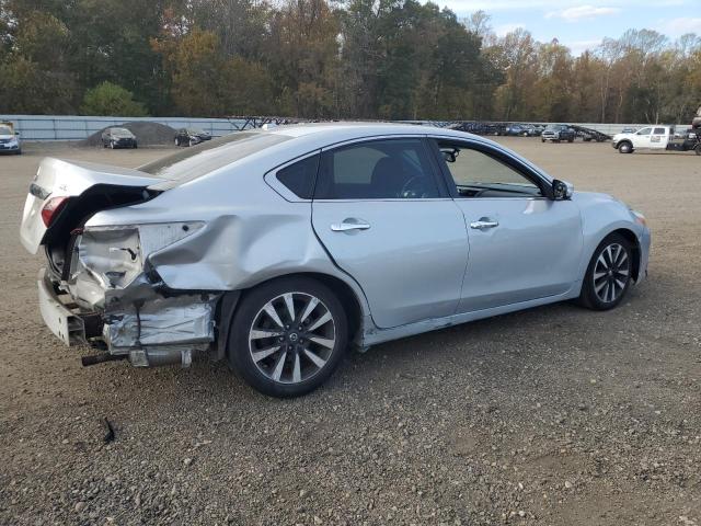 Photo 3 from auction – 2018 NISSAN ALTIMA 2.5 with VIN 1N4AL3AP3JC190018