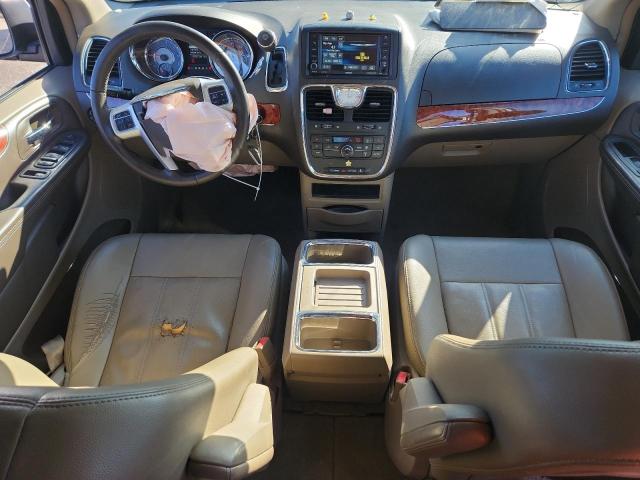 Photo 8 from auction – 2016 CHRYSLER TOWN & COU with VIN 2C4RC1BG5GR296826
