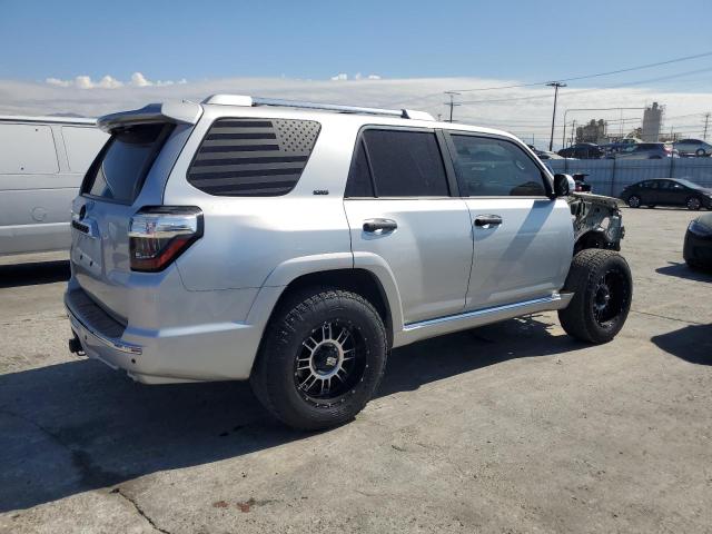 Photo 3 from auction – 2011 TOYOTA 4RUNNER SR5 with VIN JTEZU5JR8B5032654