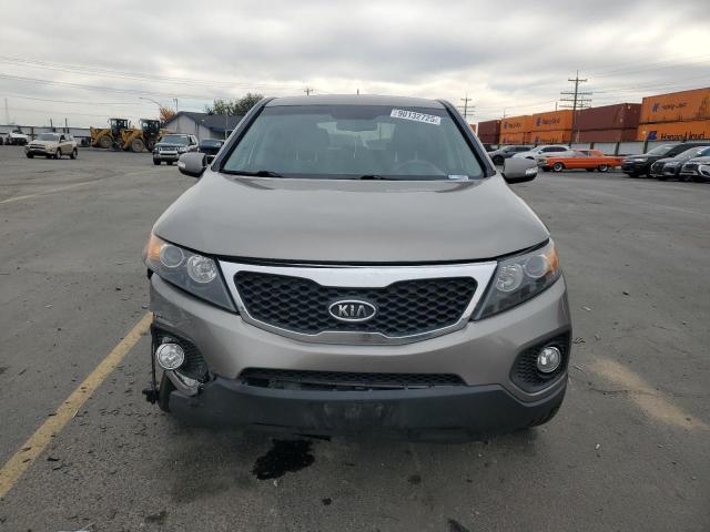 Photo 5 from auction – 2013 KIA SORENTO with VIN 5XYKT3A12DG409853
