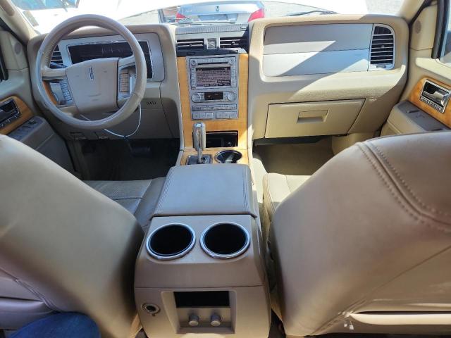 Photo 8 from auction – 2008 LINCOLN NAVIGATOR with VIN 5LMFU27508LJ16622