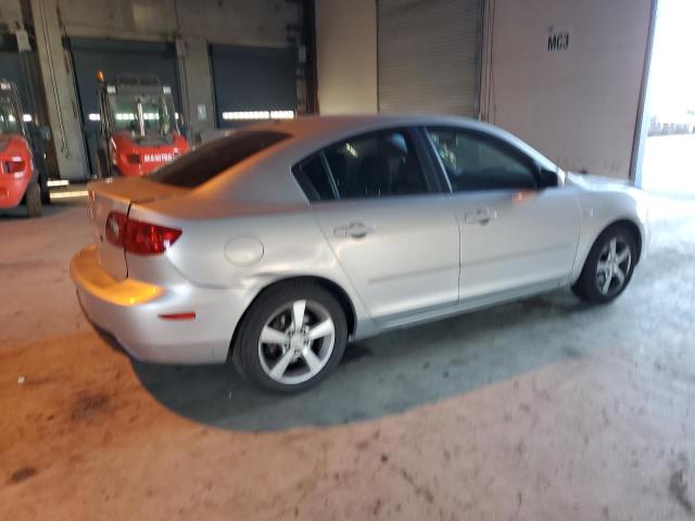 Photo 3 from auction – 2004 MAZDA 3 I with VIN JM1BK32F041200429