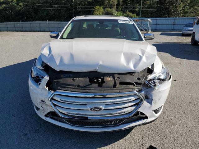Photo 5 from auction – 2016 FORD TAURUS LIM with VIN 1FAHP2F88GG109806