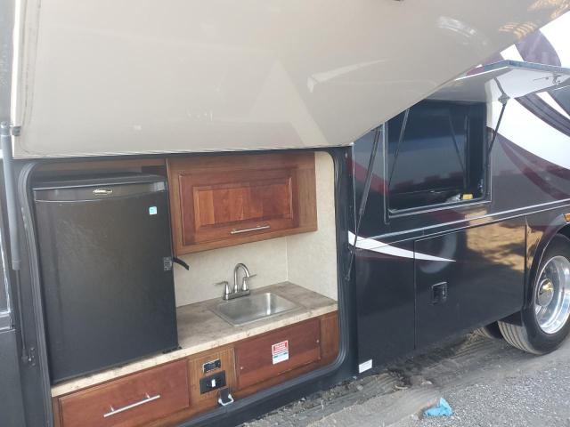 Photo 9 from auction – 2017 COACH BEYOND MH with VIN 1F66F5DY5G0A15144