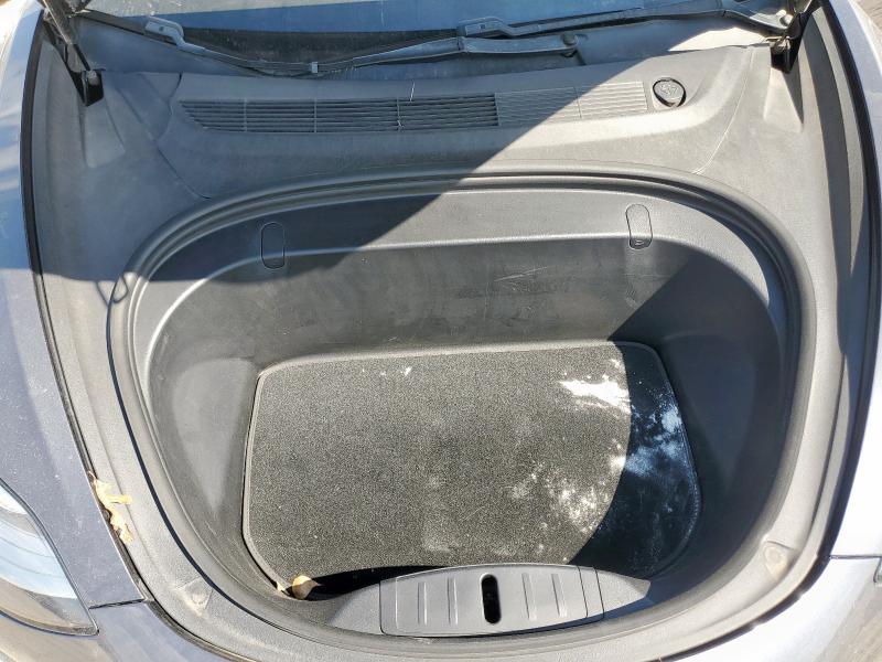 Photo 11 from auction – 2018 TESLA MODEL 3 with VIN 5YJ3E1EB9JF114323