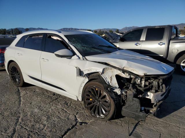 Photo 4 from auction – 2019 AUDI E-TRON PRE with VIN WA1VAAGE0KB021149