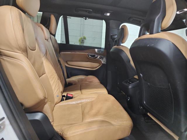 Photo 11 from auction – 2017 VOLVO XC90 T6 with VIN YV4A22PLXH1156561
